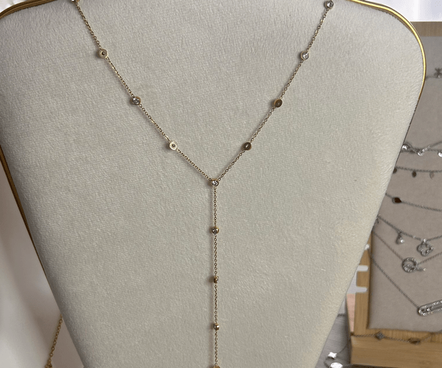Collier y Stella