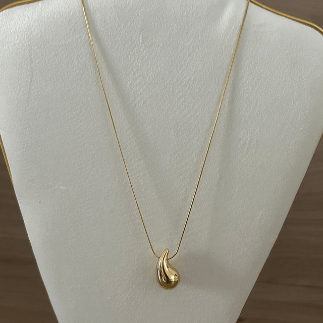 Collier goutte