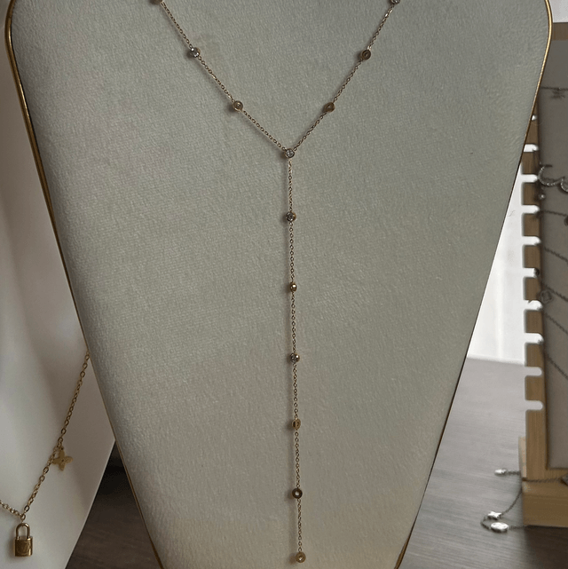 Collier y Stella